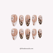 Leo Bloom floral press-on nails by Handora