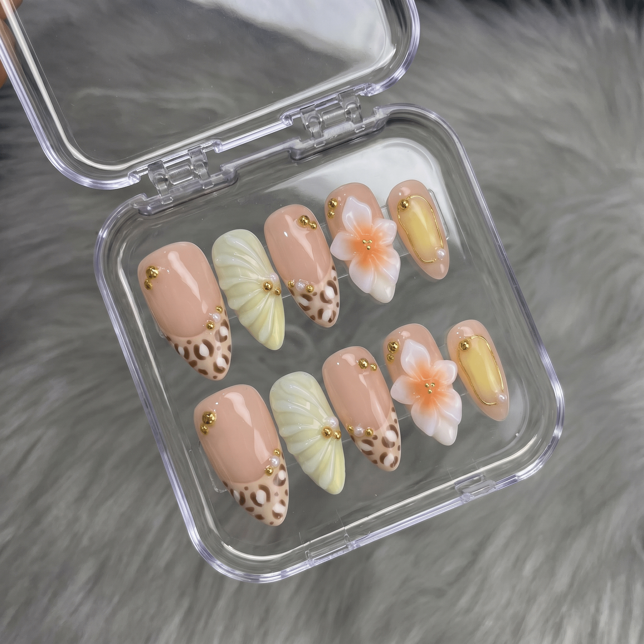 Leopard Flower salon-quality handmade press-on nails by Handora