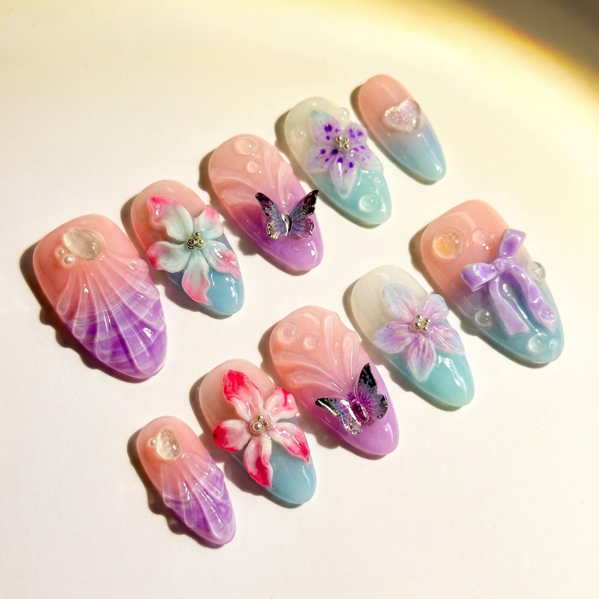 Lilac Whisper floral nail design – handmade press-on nails by Handora