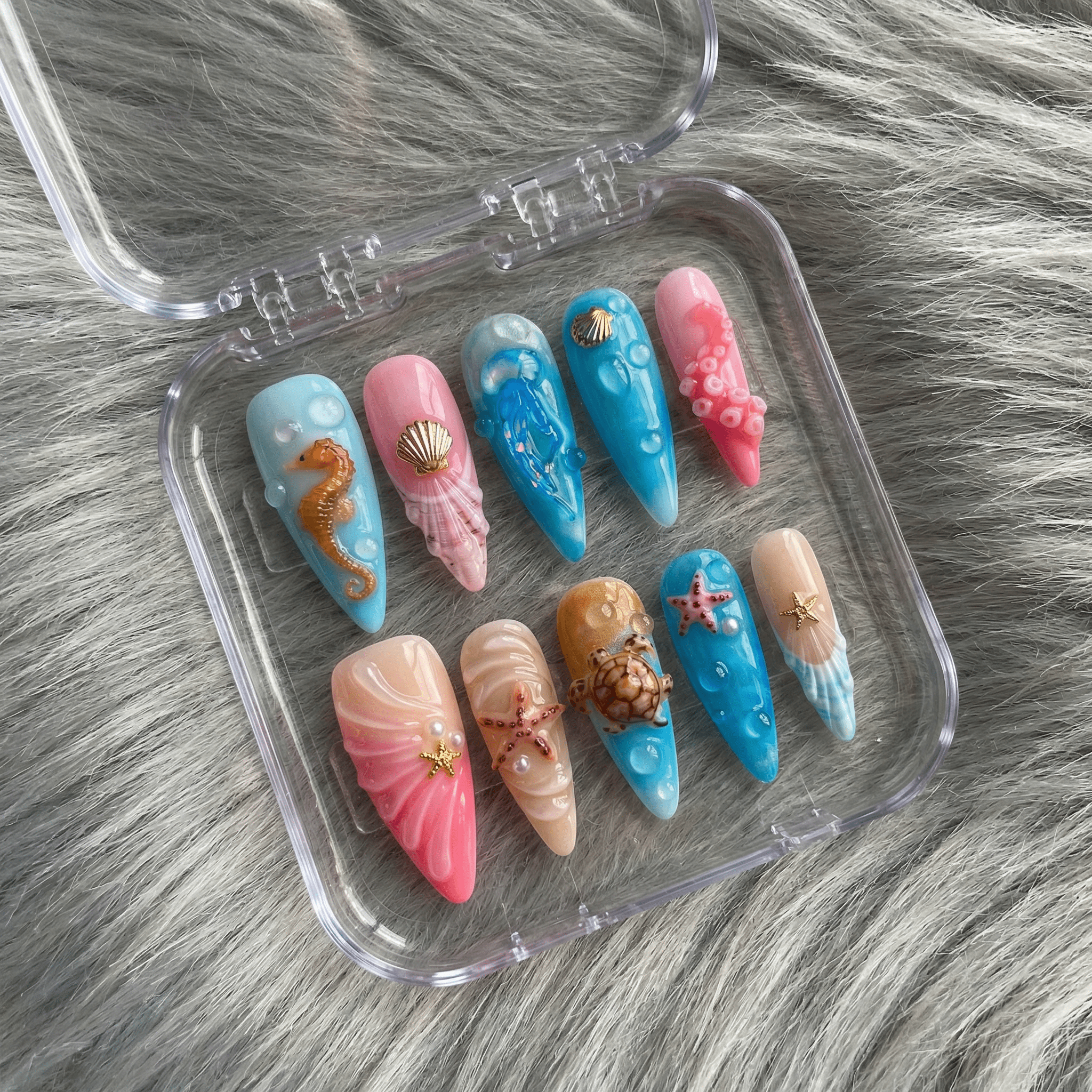 Marine Abyss press-on nails by Handora