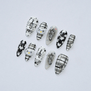 Melody Muse 3d nail design – handmade press-on nails by Handora