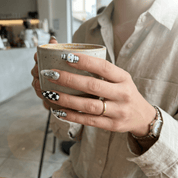 Melody Muse press-on nails – hand-painted reusable gel set by Handora