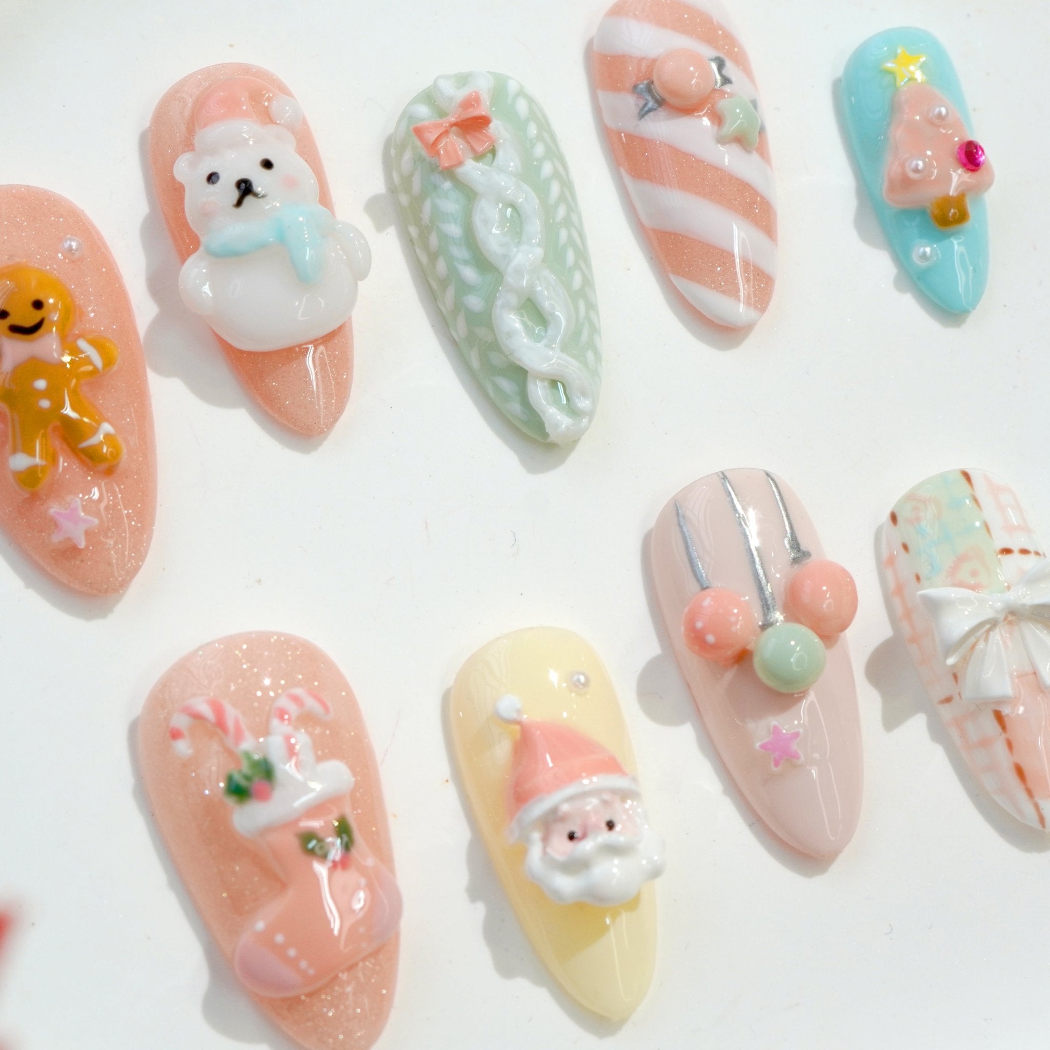 Merry Pastel press-on nails by Handora