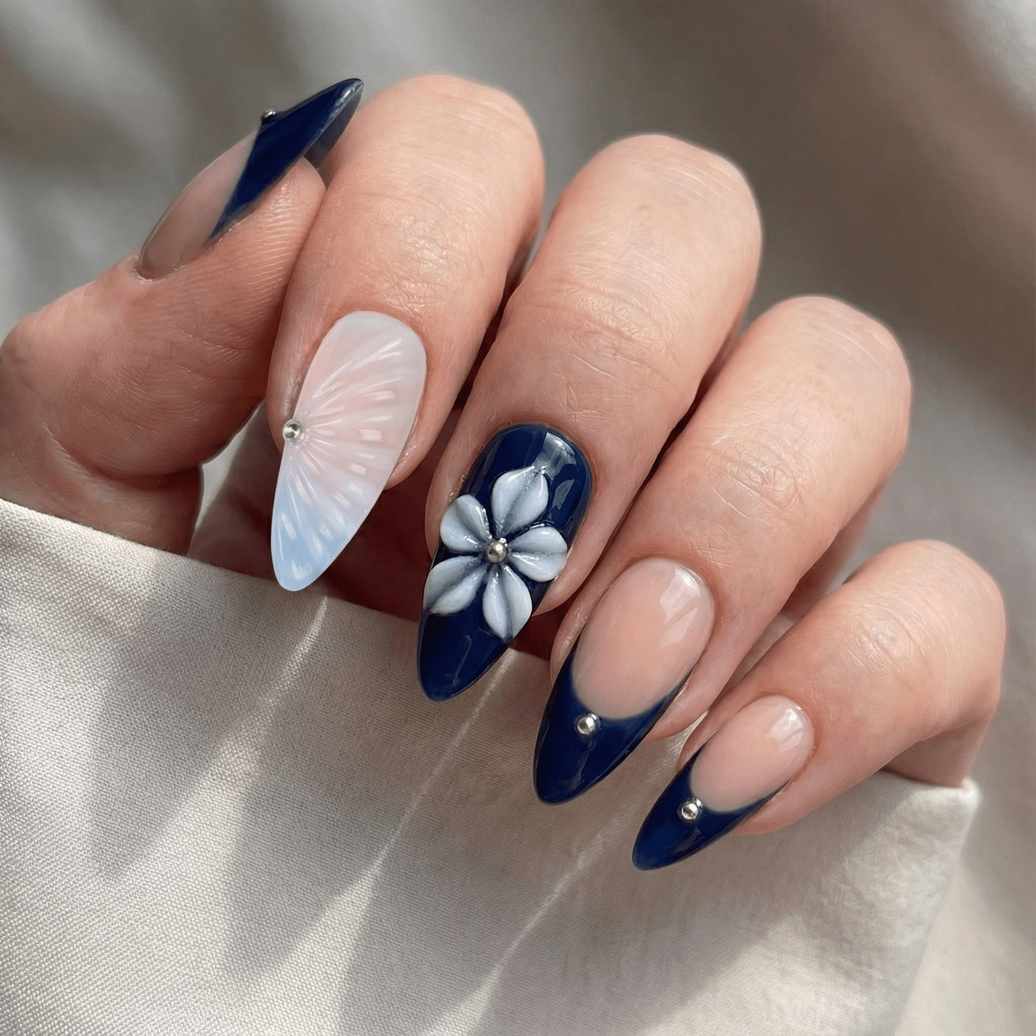 Midnight Bloom press-on nails – hand-painted reusable gel set by Handora