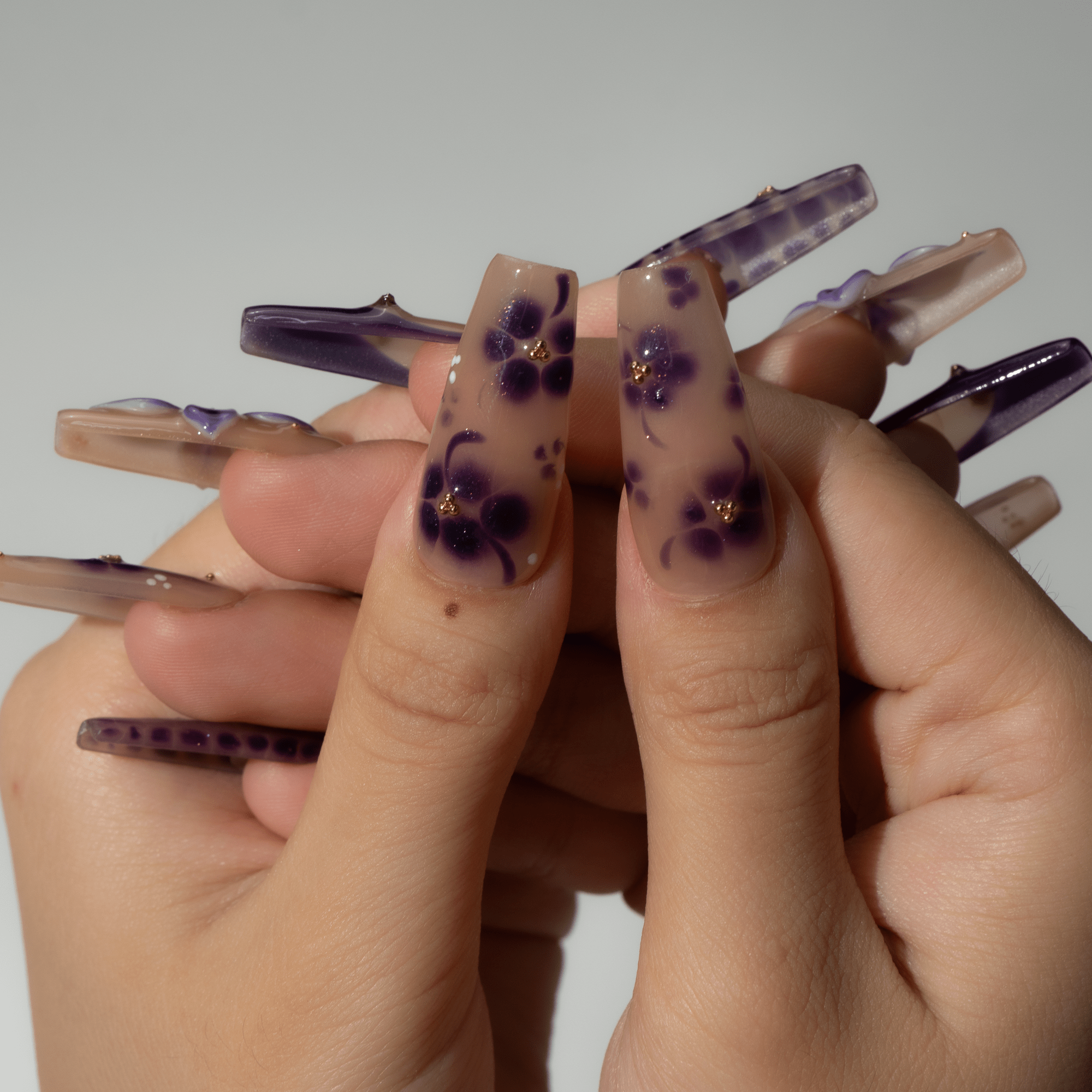 Midnight Orchid press-on nails – design close-up by Handora