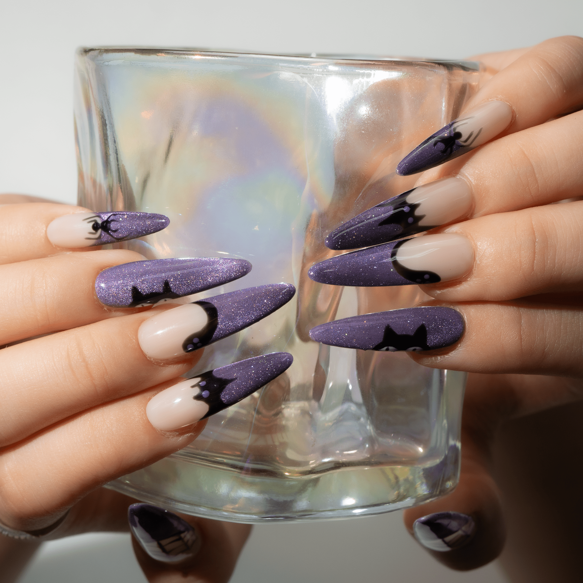 Midnight Web full press-on nail set – sizes XS–L by Handora