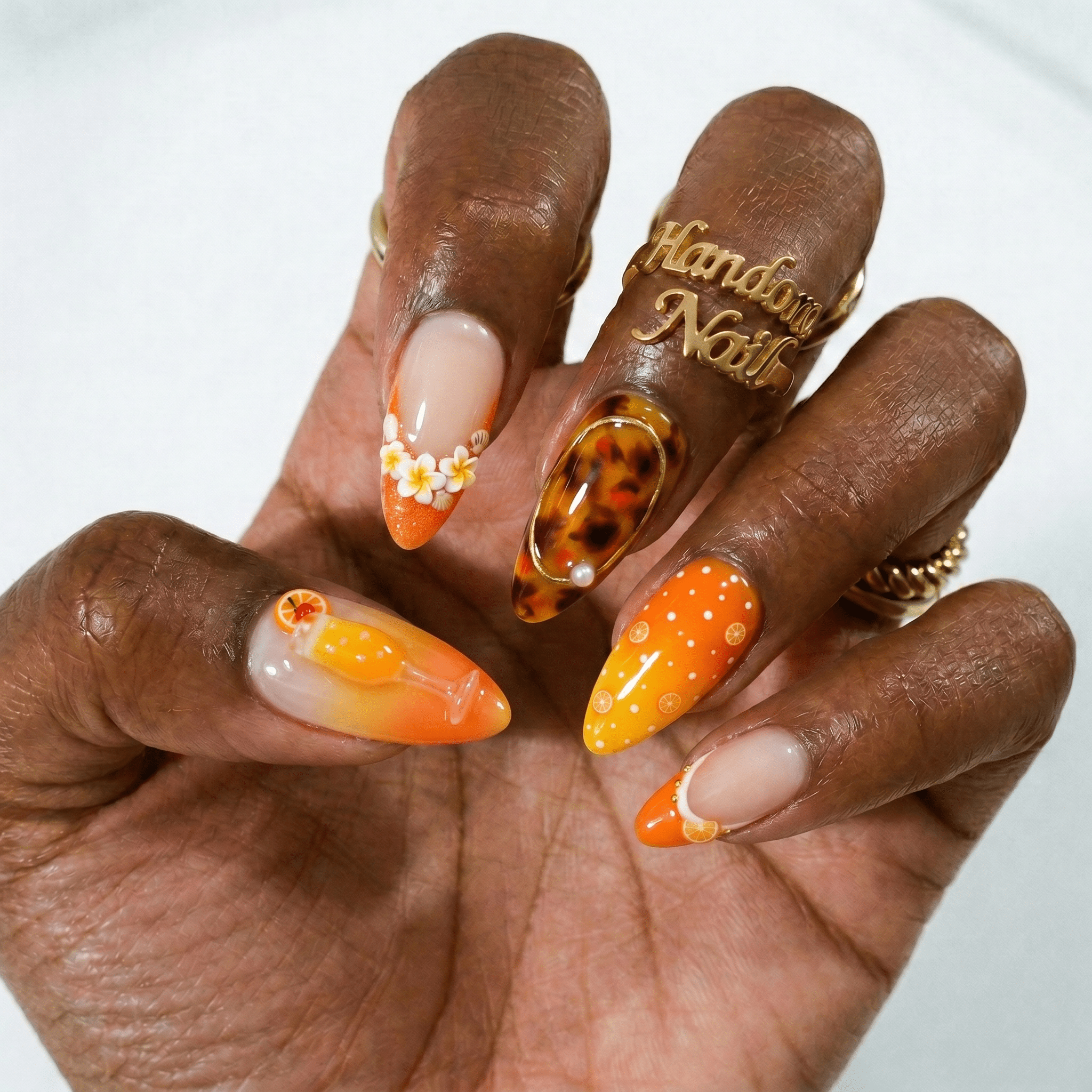 Mimosa press-on nails – hand-painted reusable gel set by Handora