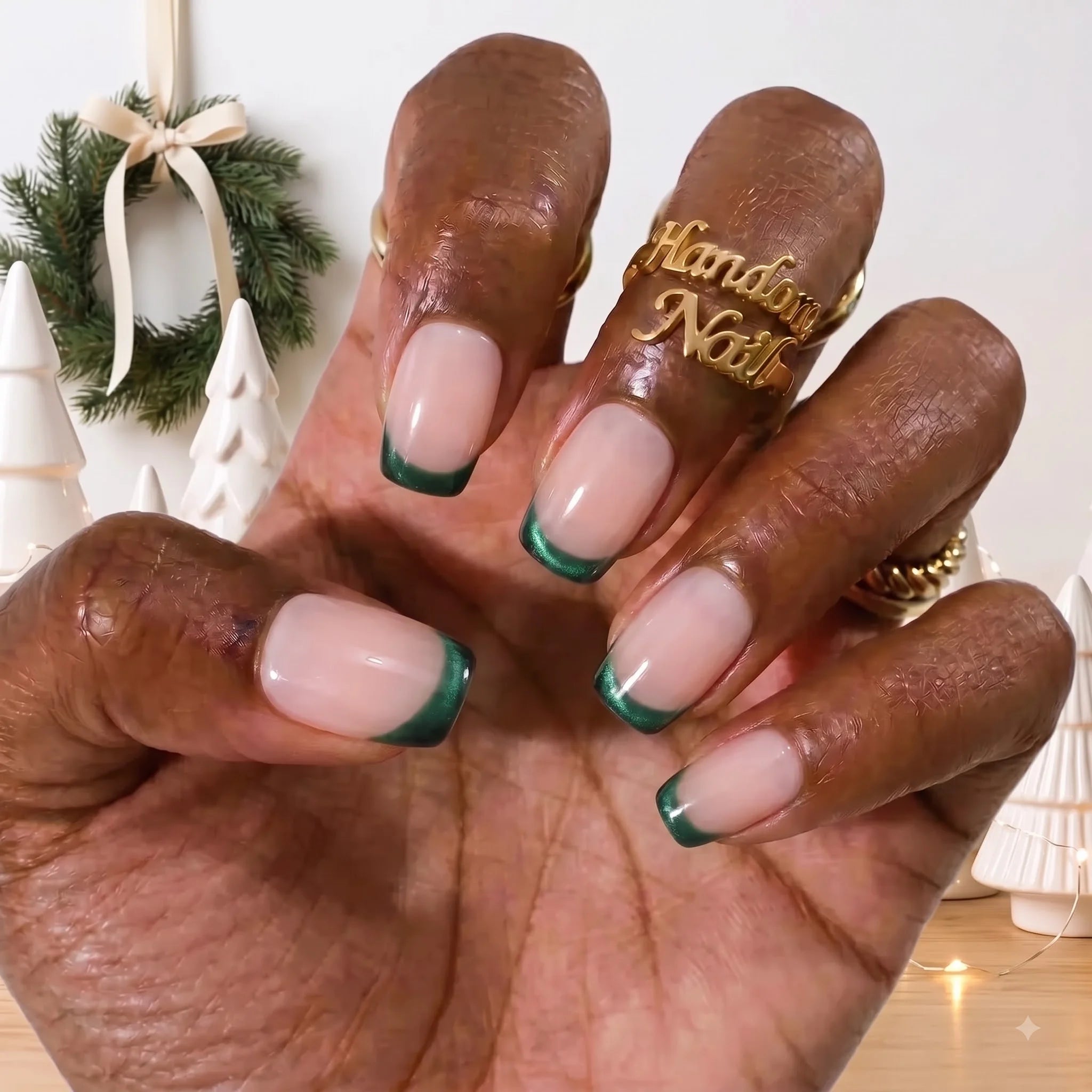 Mistletoe Kiss Christmas press-on nails - design view 3 by Handora Nails
