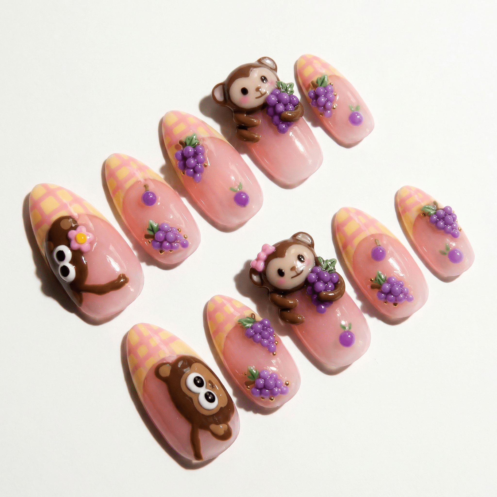 Monkey Grape press-on nails – design close-up by Handora