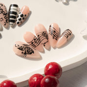 Music Muse full press-on nail set – sizes XS–L by Handora