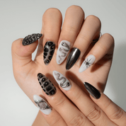 Mystic Fang press-on nails – hand-painted reusable gel set by Handora