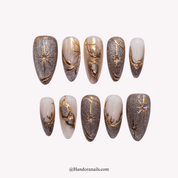 Mystic Shine green autumn press-on nails by Handora