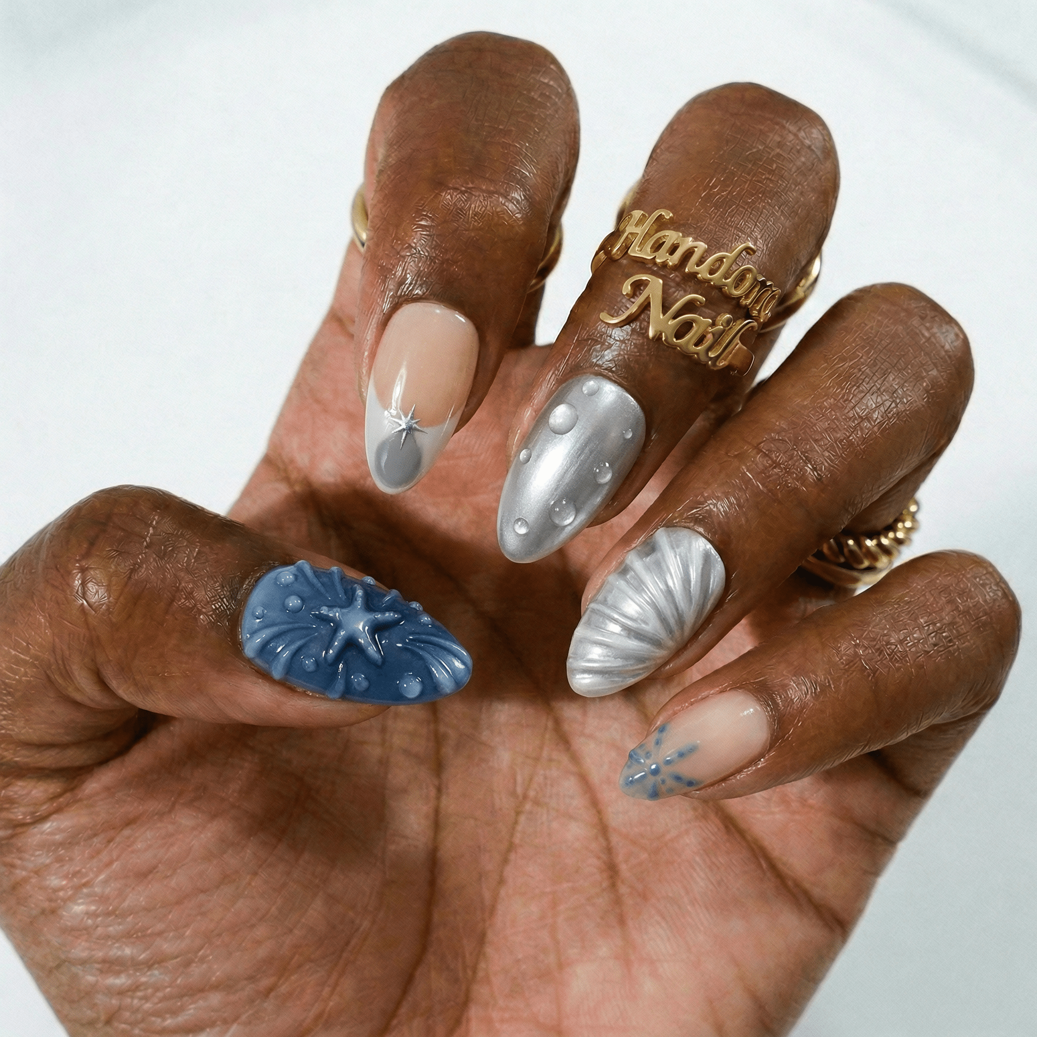 Mystic Siren press-on nails – hand-painted reusable gel set by Handora
