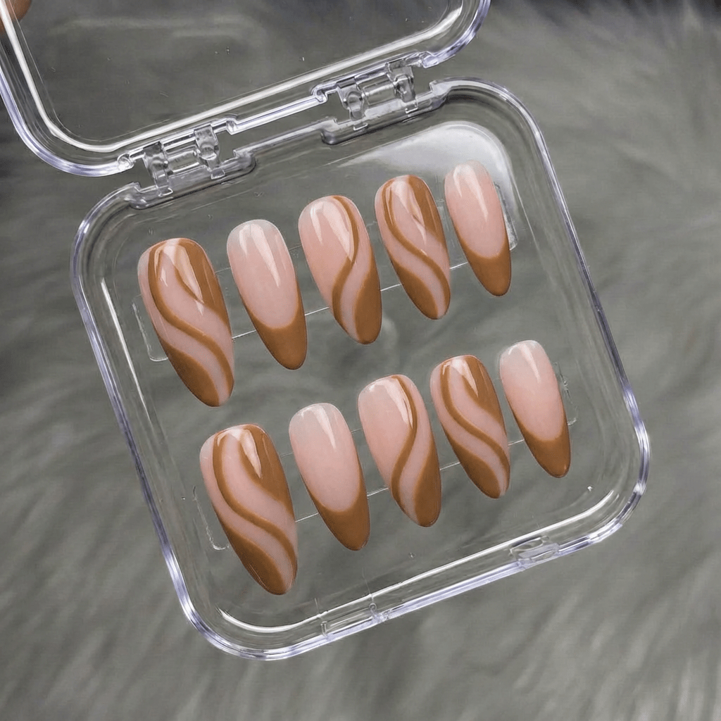Pearl Wave press-on nails – design close-up by Handora