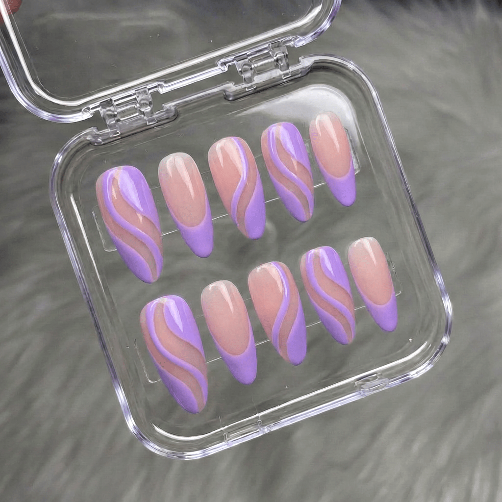 Pearl Wave press-on nails – hand-painted reusable gel set by Handora