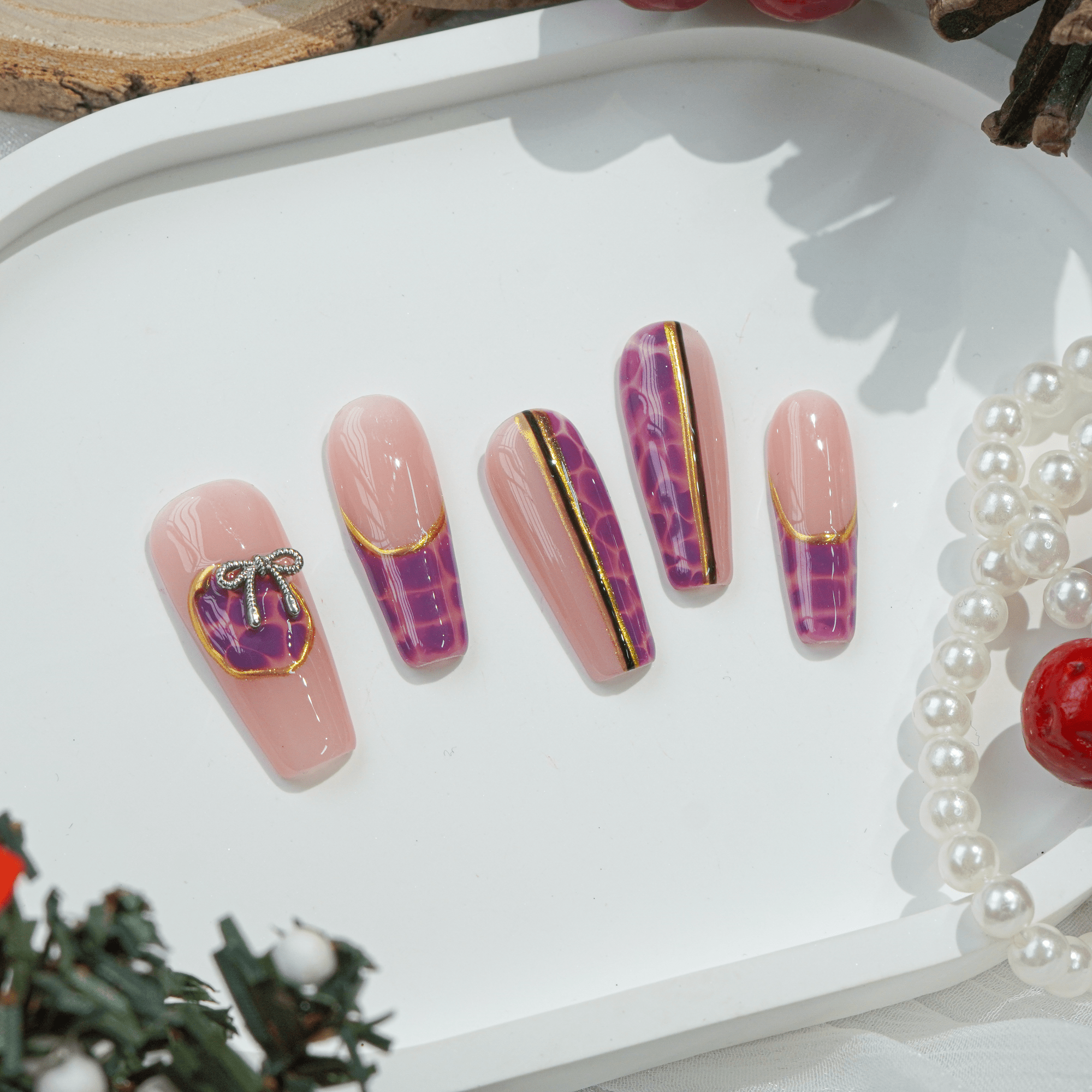 Plaid Magic full press-on nail set – sizes XS–L by Handora