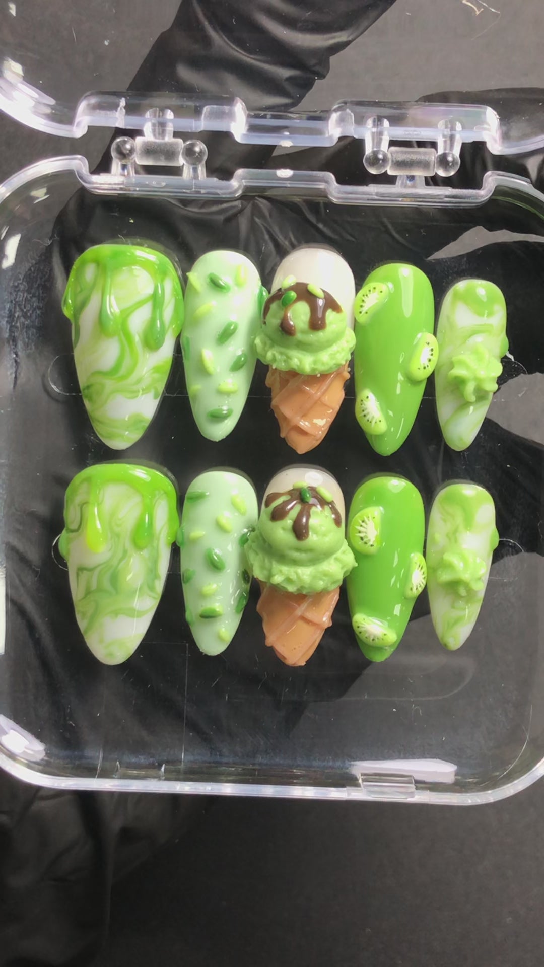 Kiwi Sundae