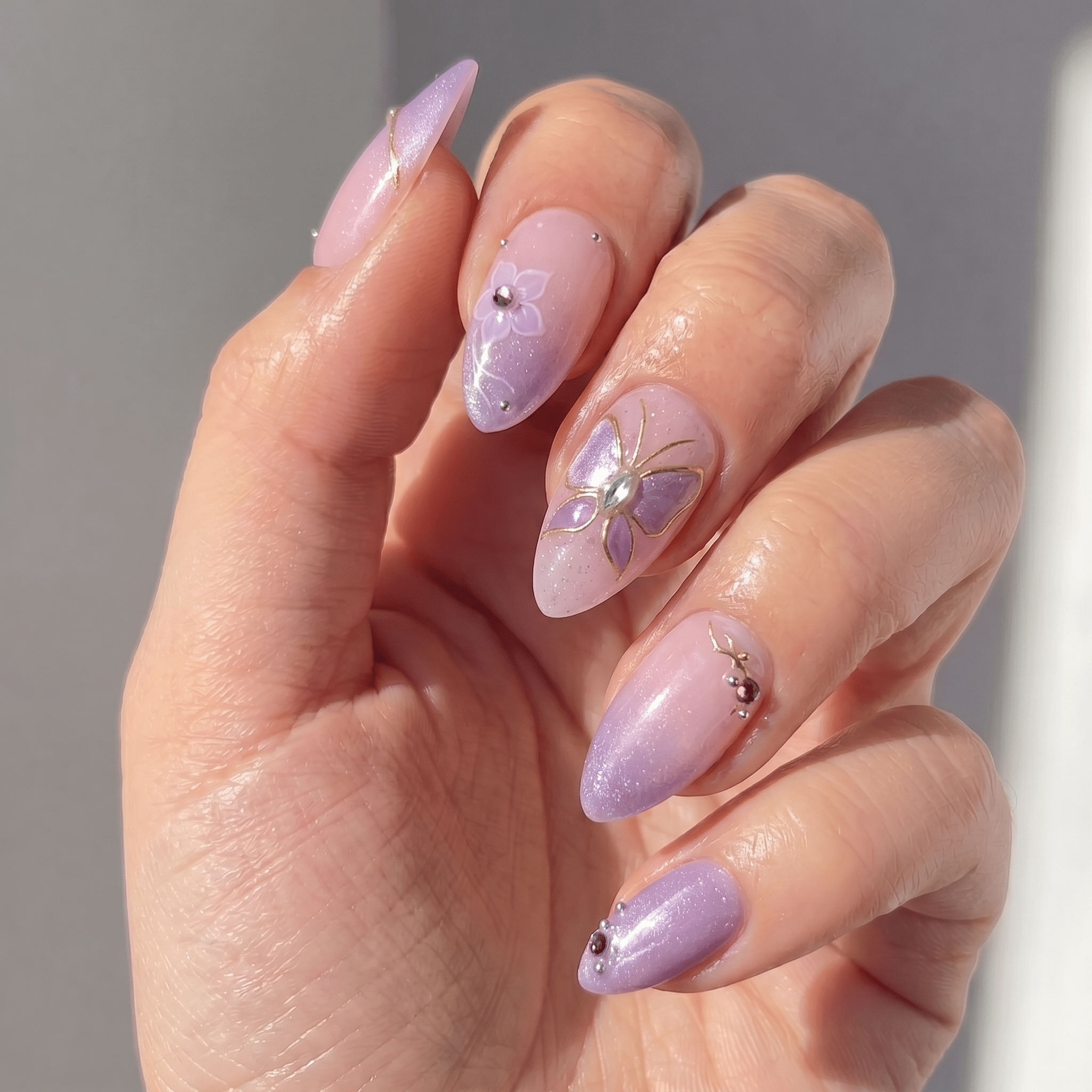 Purple Butterfly press-on nails – hand-painted reusable gel set by Handora