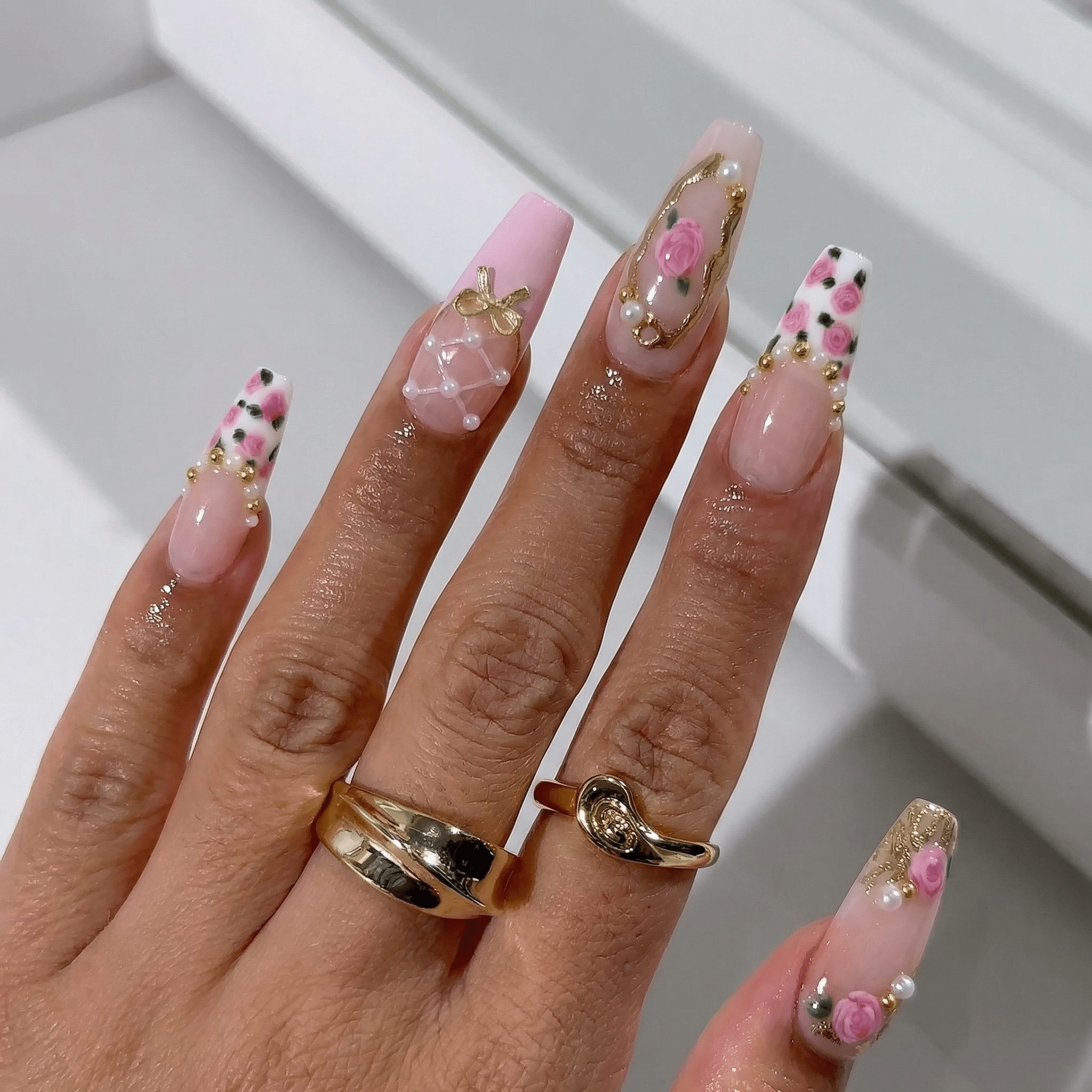 Rose Coquette floral nail design – handmade press-on nails by Handora
