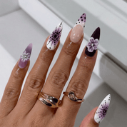 Royal Petal press-on nails – hand-painted reusable gel set by Handora