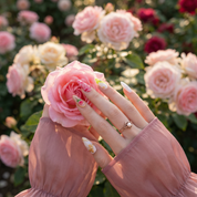 Royal Rose press-on nails – hand-painted reusable gel set by Handora