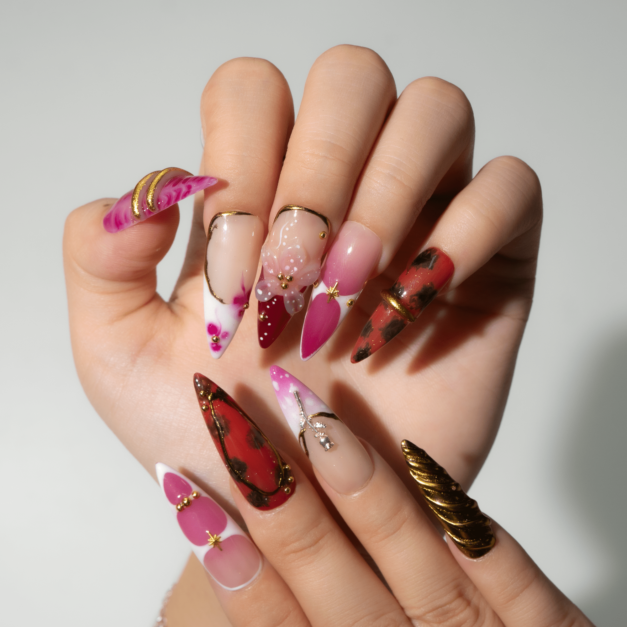 Ruby Bloom press-on nails – hand-painted reusable gel set by Handora
