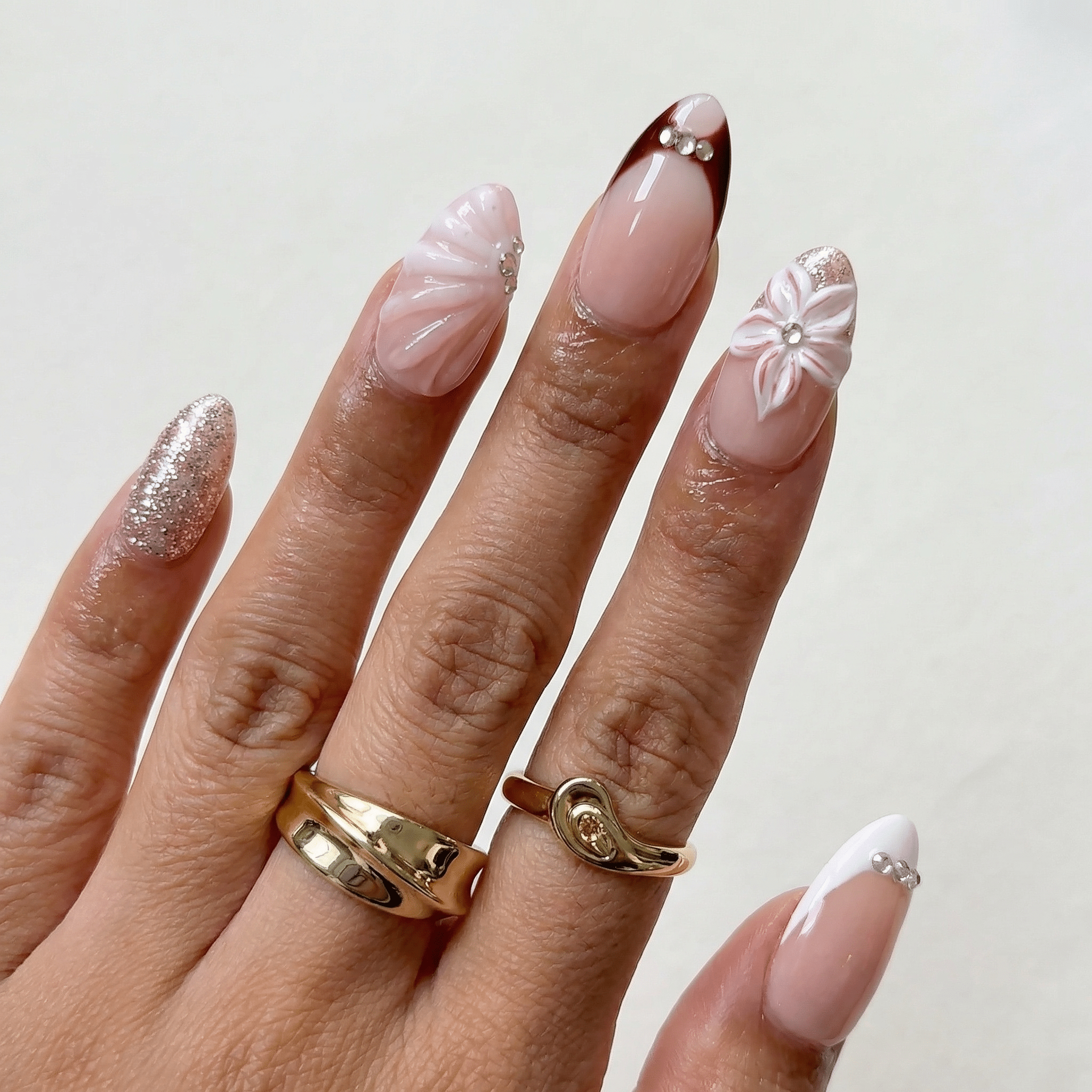 Ruby Floral press-on nails – design close-up by Handora