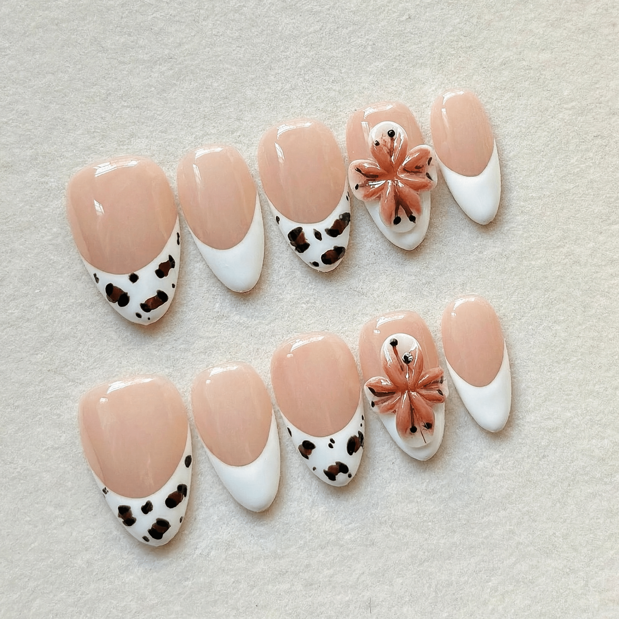 Safari Bloom floral nail design – handmade press-on nails by Handora