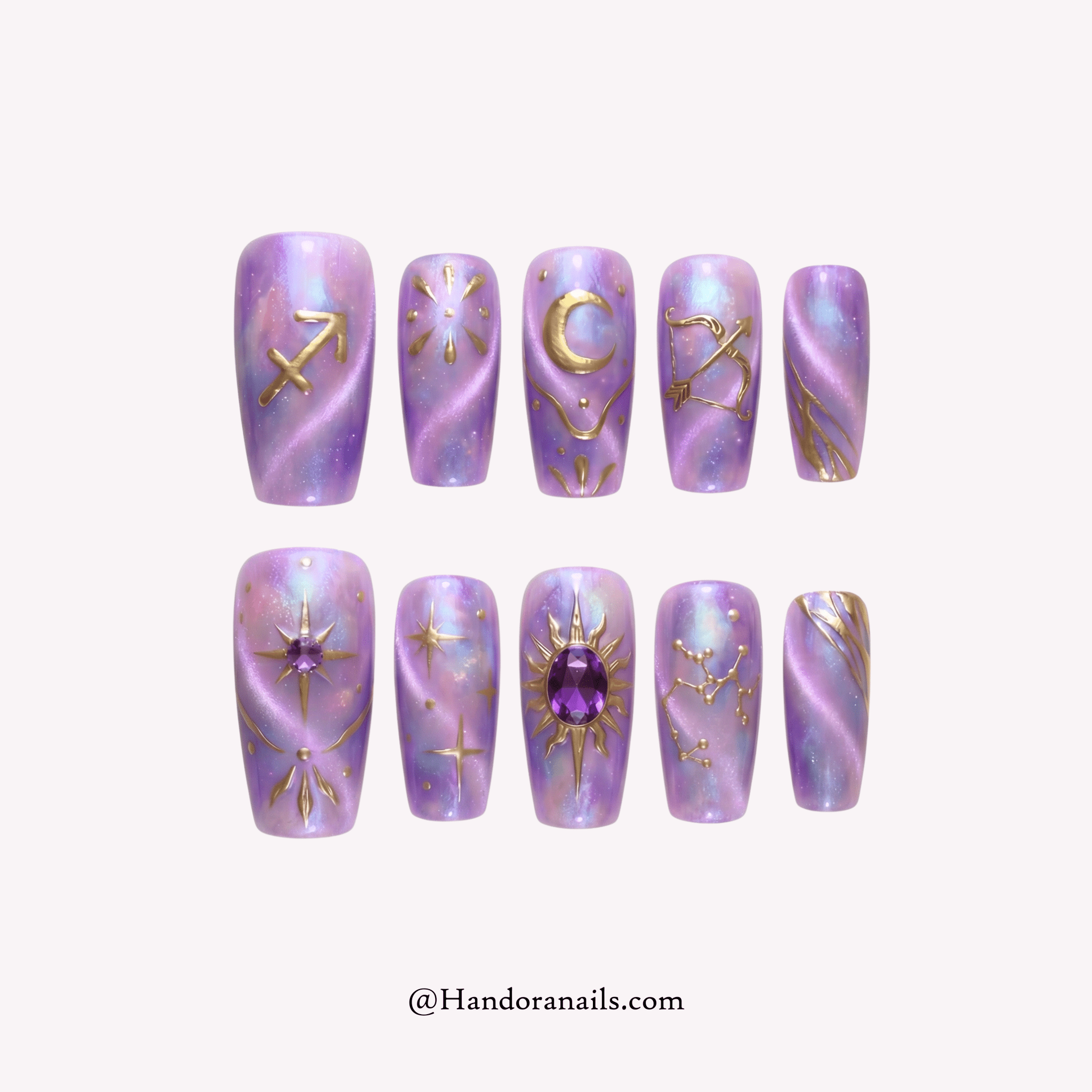 Sagi Wander full press-on nail set – sizes XS–L by Handora