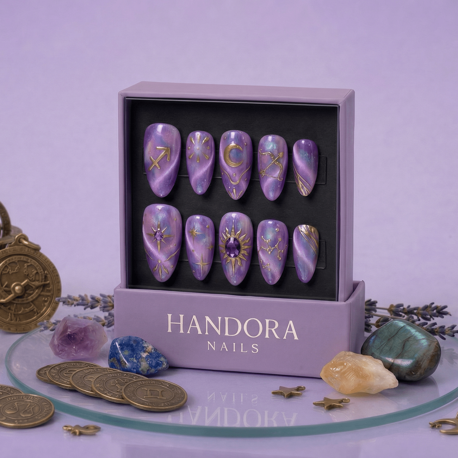 Sagi Wander press-on nails – hand-painted reusable gel set by Handora