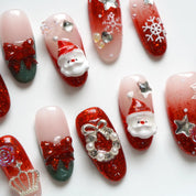 Santa Chic cute nail design – handmade press-on nails by Handora