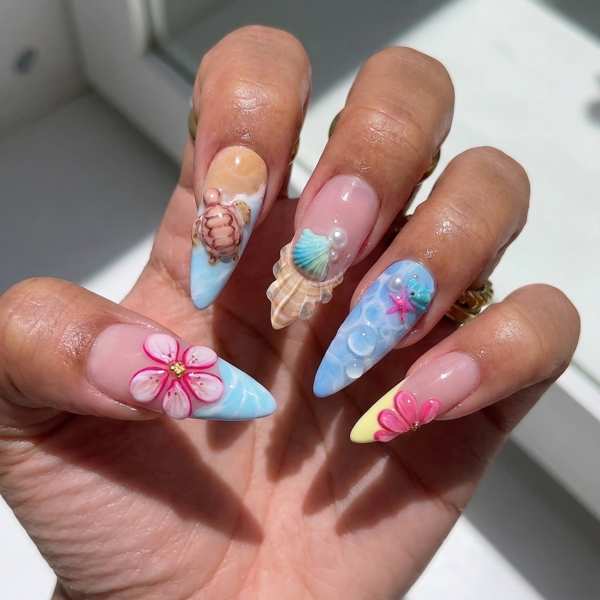 Seaside Blossom press-on nails – hand-painted reusable gel set by Handora