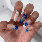 Shell Pearl press-on nails – hand-painted reusable gel set by Handora