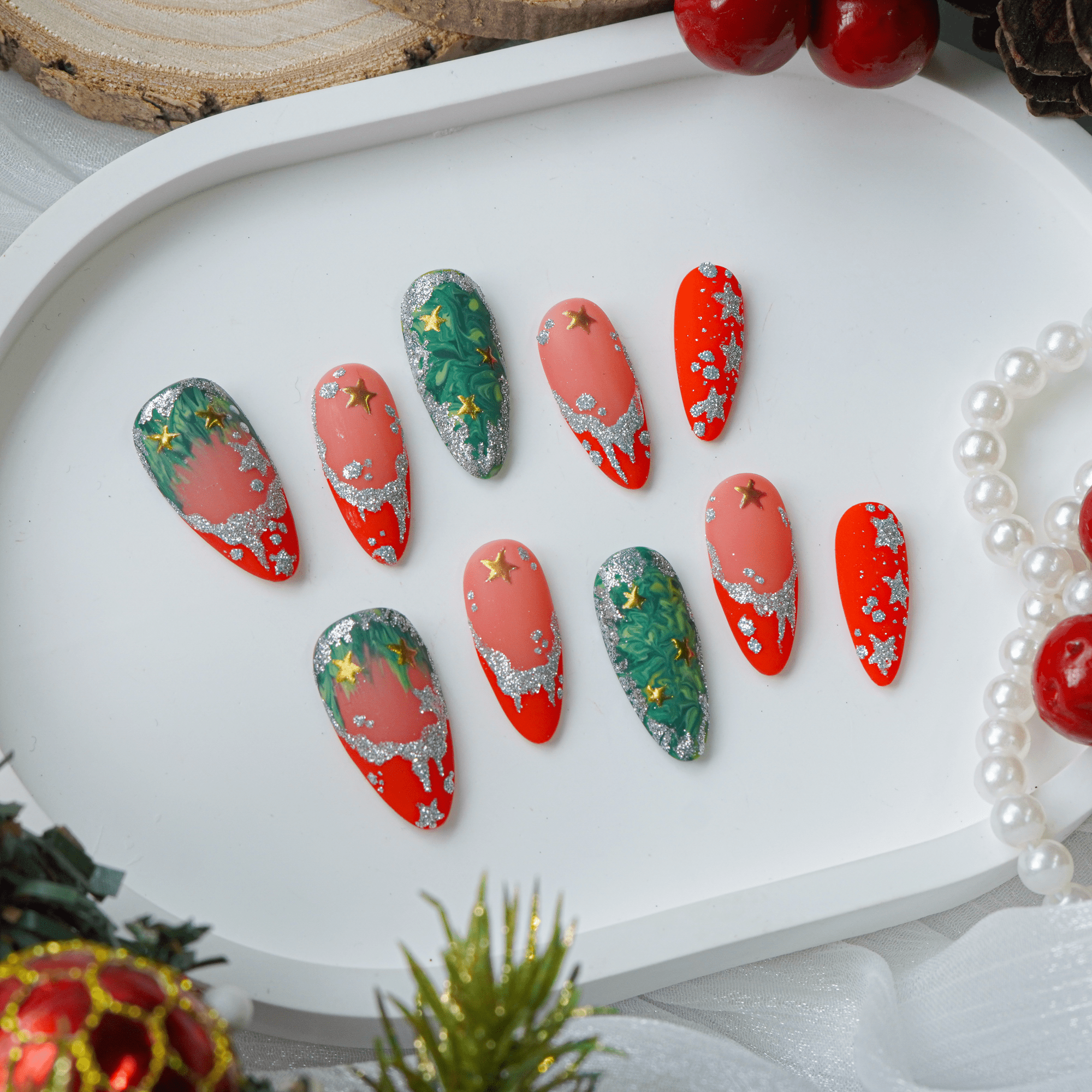 Silver Bloom press-on nails – hand-painted reusable gel set by Handora