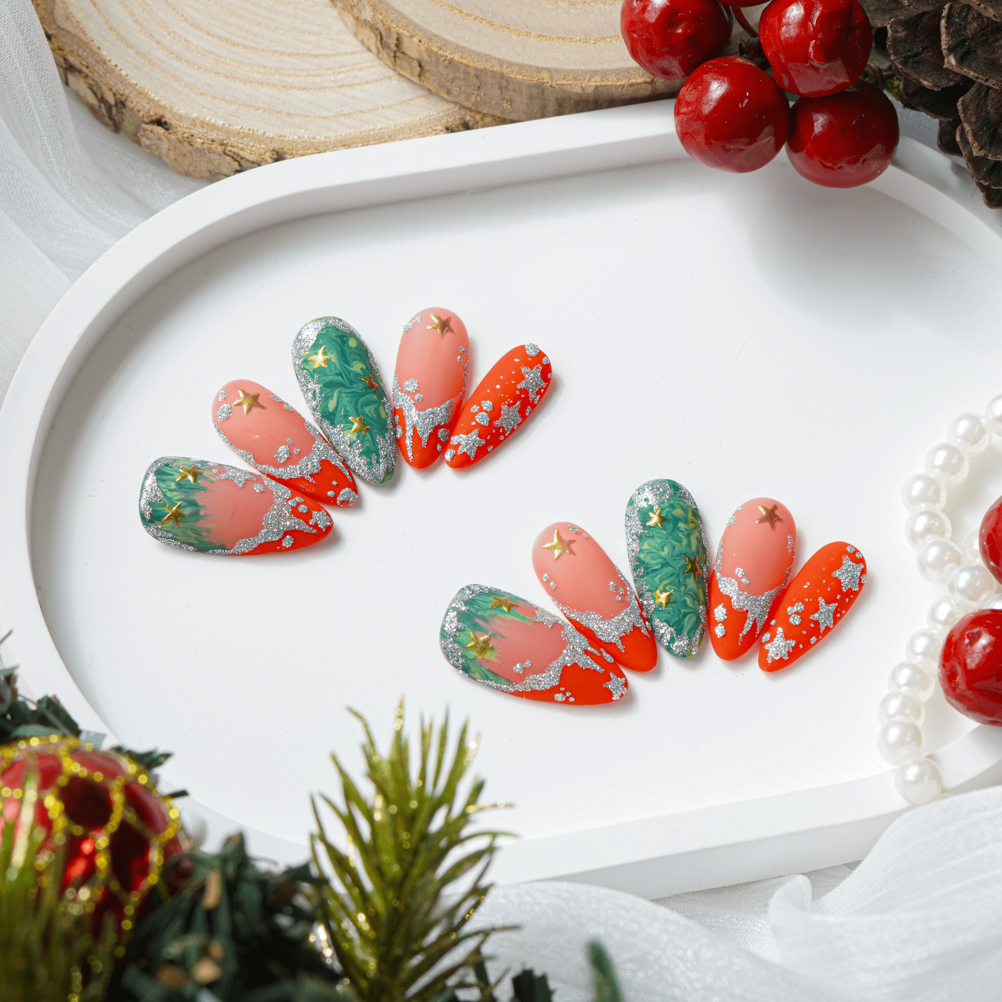 Silver Bloom silver stiletto christmas press-on nails by Handora