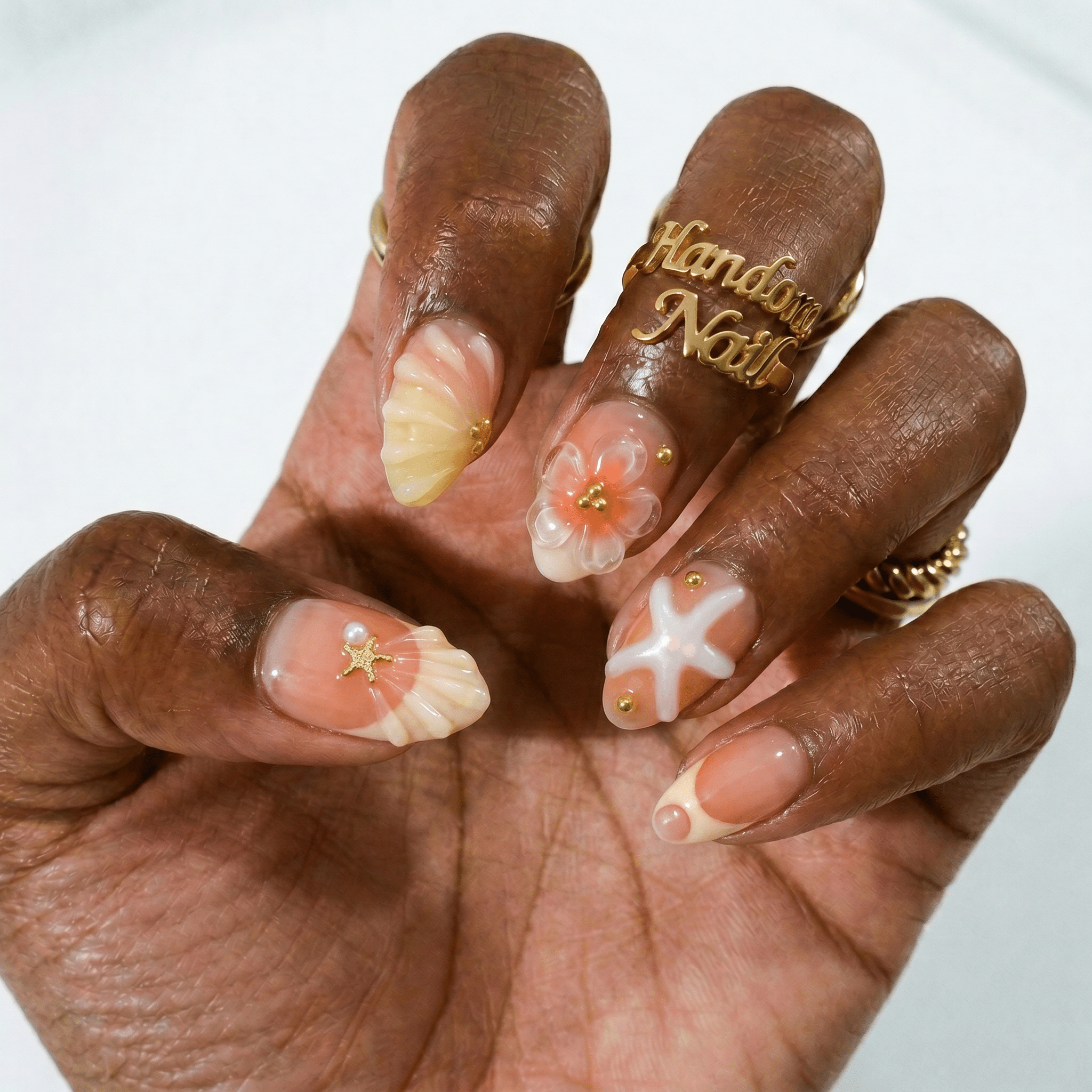 Siren Glaze press-on nails – hand-painted reusable gel set by Handora