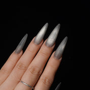 Smokeveil press-on nails – hand-painted reusable gel set by Handora