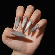 Smokeveil nail design – handmade press-on nails by Handora