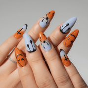 Spooky Drip press-on nails – design close-up by Handora