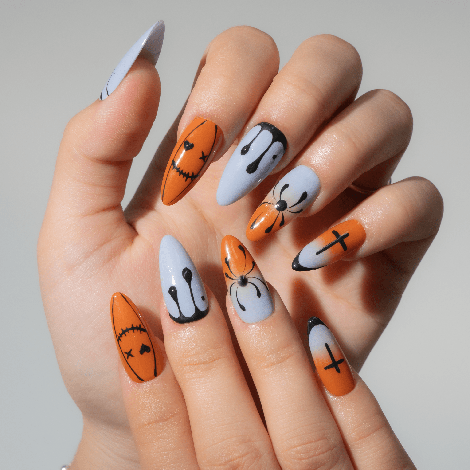 Spooky Drip press-on nails – hand-painted reusable gel set by Handora