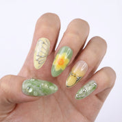 Spring Chrysalis full press-on nail set – sizes XS–L by Handora
