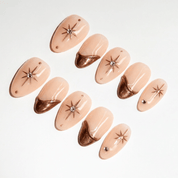 Stellar Aurora press-on nails – design close-up by Handora