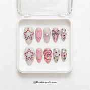 Stellar Dream press-on nails – design close-up by Handora