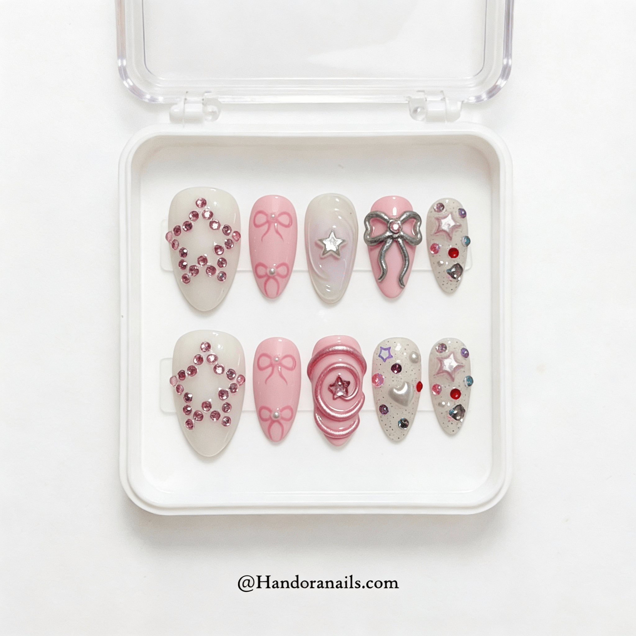 Stellar Dream press-on nails – design close-up by Handora