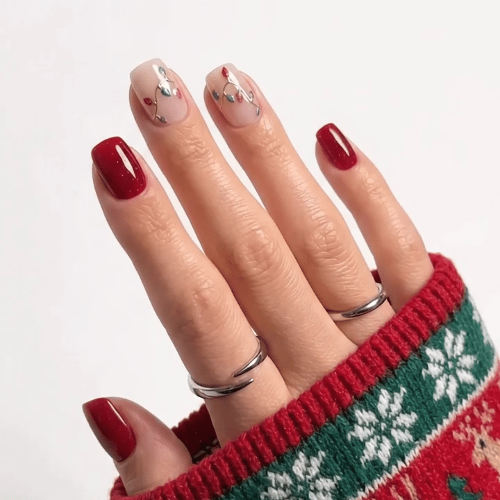String Lights Christmas press-on nails - moving hand by Handora Nails