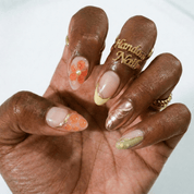Summer Peach press-on nails – design close-up by Handora