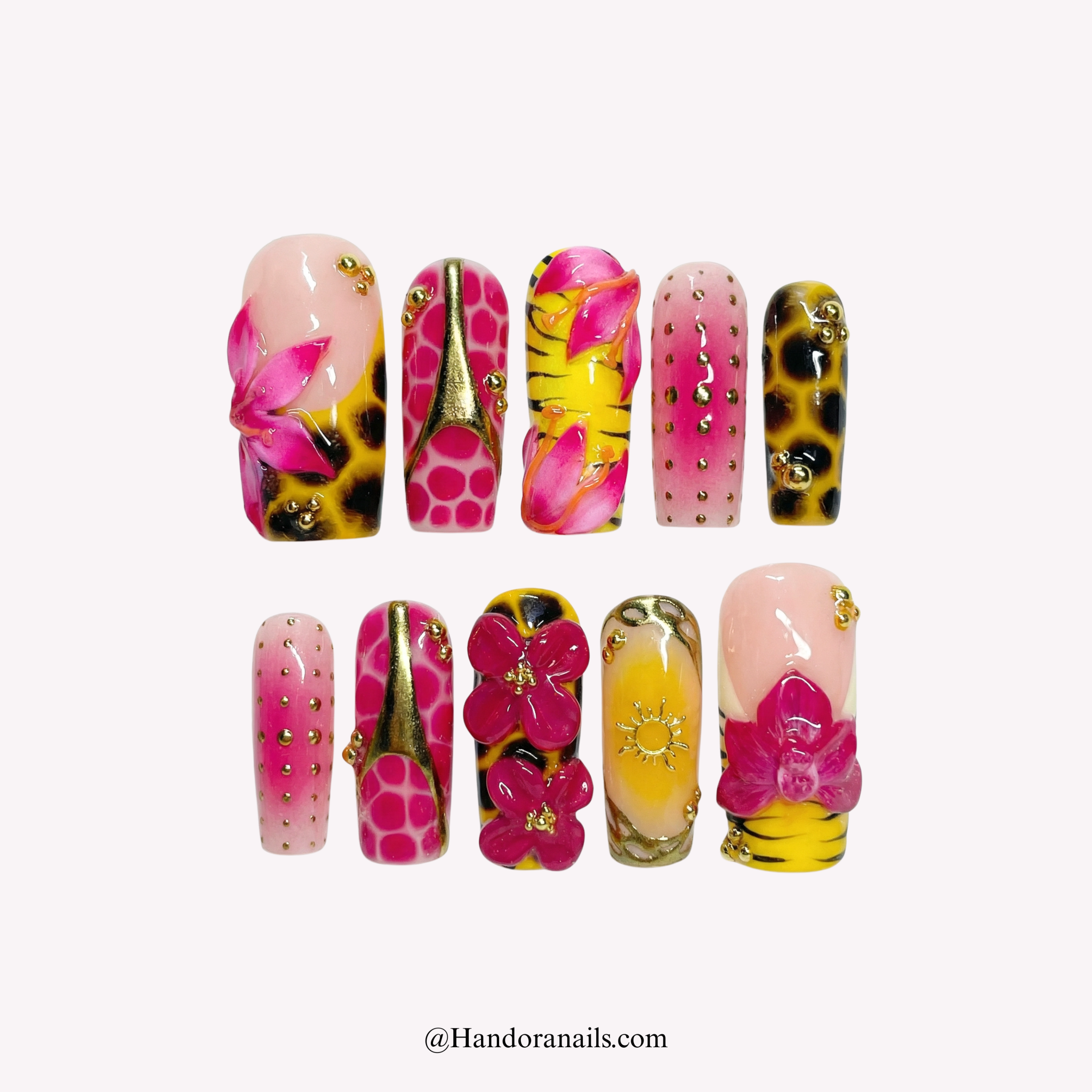 Safari Blossom floral press-on nails by Handora