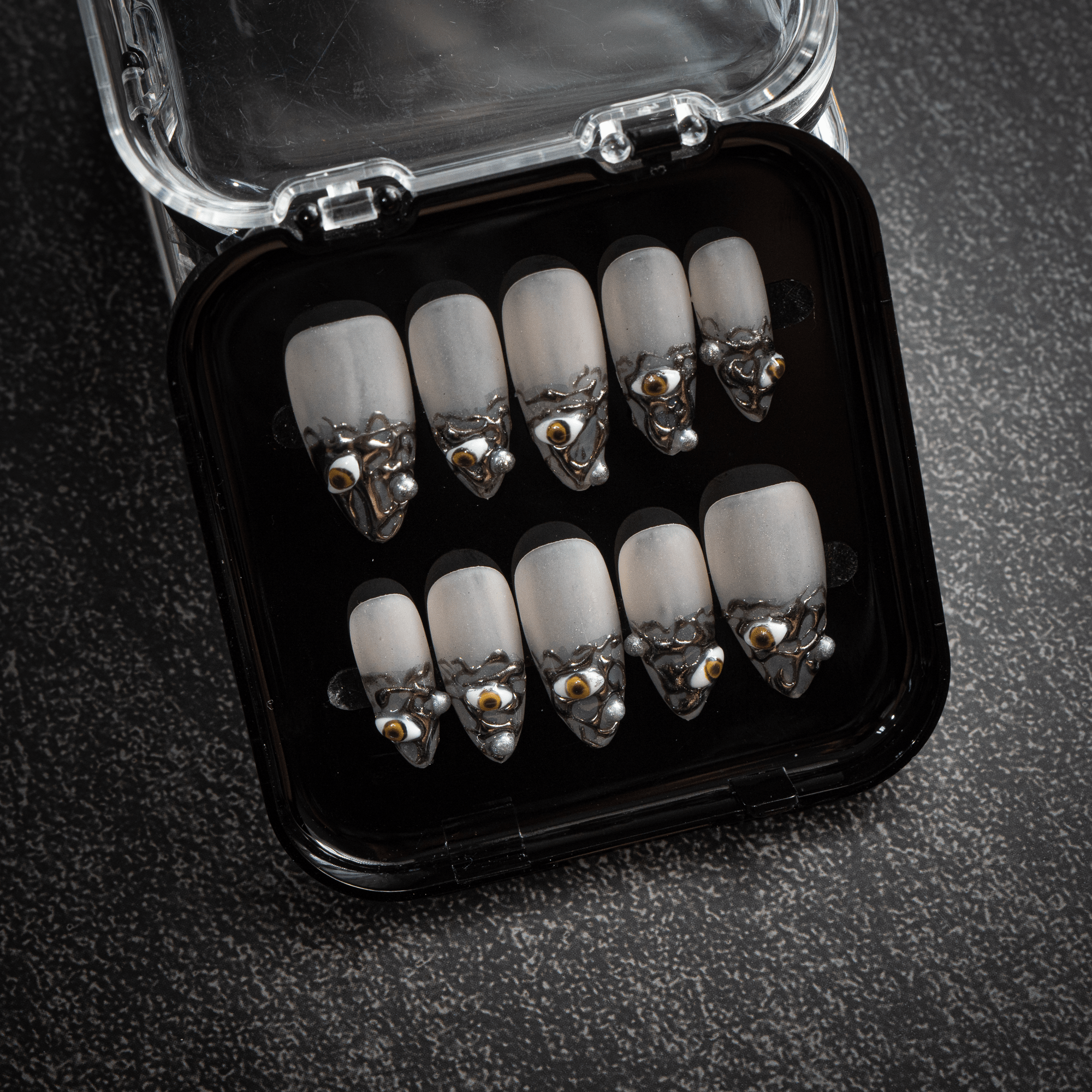Surreal Vision press-on nails – design close-up by Handora