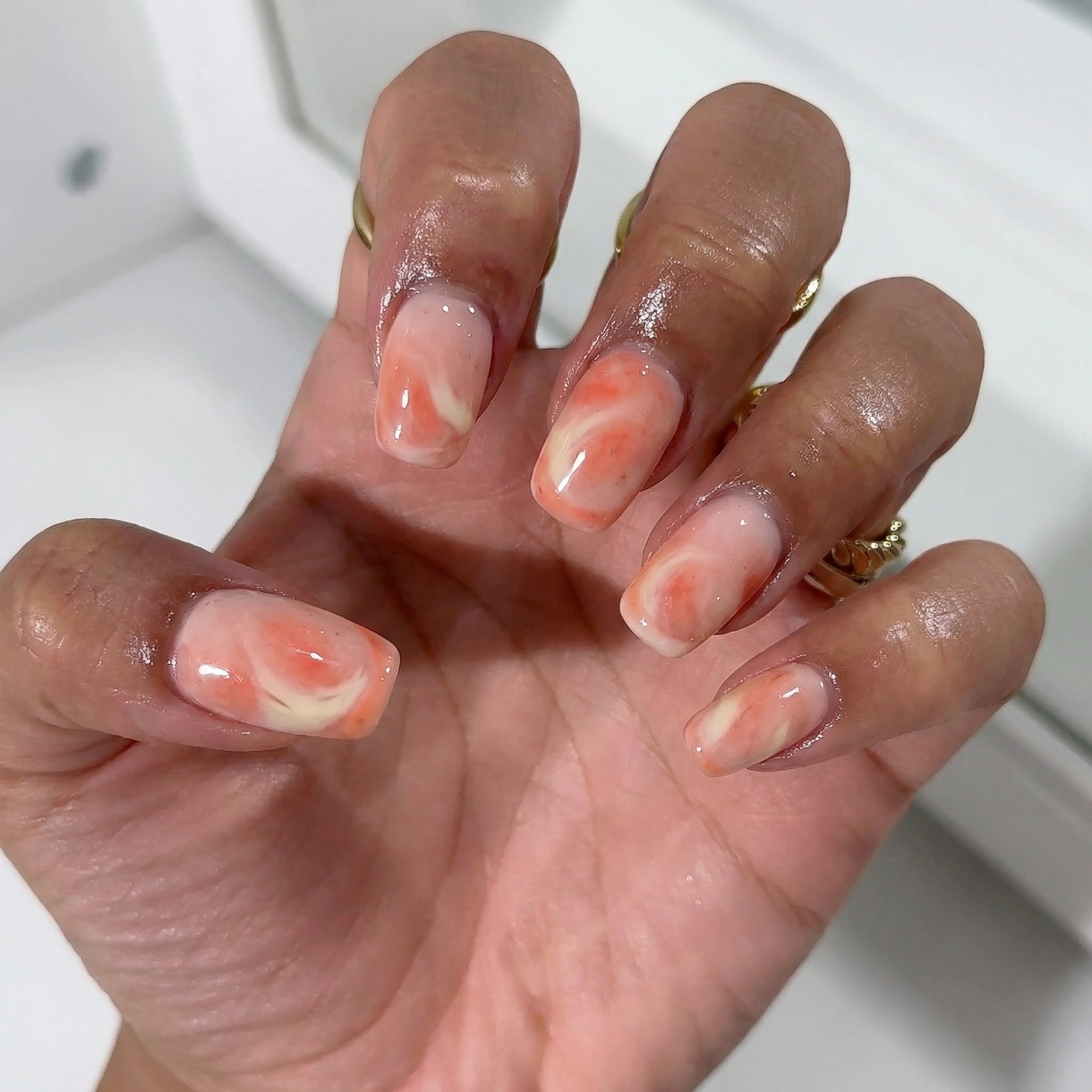 Sweet Peachy nail design – handmade press-on nails by Handora