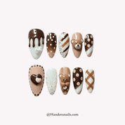 Teddy Confection 3d press-on nails by Handora